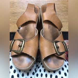 Famolare Made in the USA Size 8 Wedges